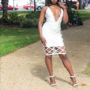 White bodycon dress